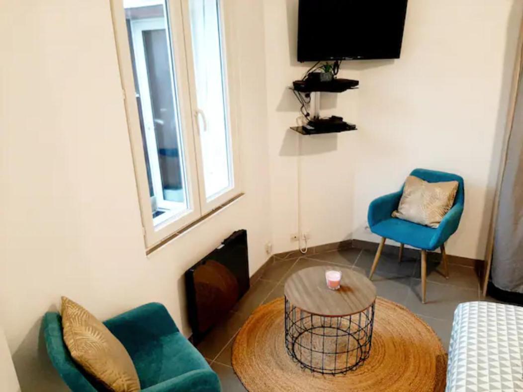 Apartmán Le Petit Charmeur, Parking, Wifi, Gare Flers  Exteriér fotografie