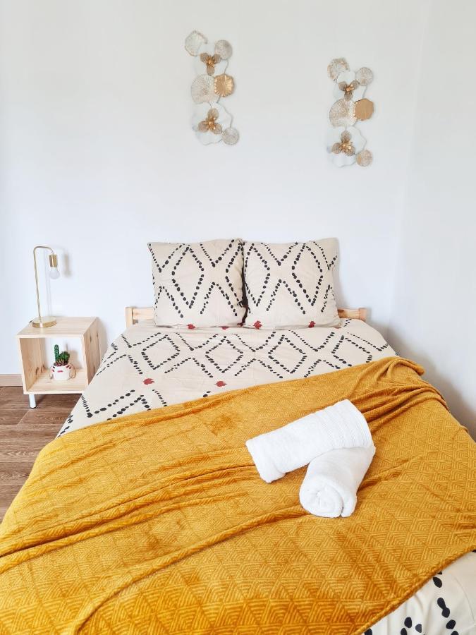 Apartmán Le Petit Charmeur, Parking, Wifi, Gare Flers  Exteriér fotografie