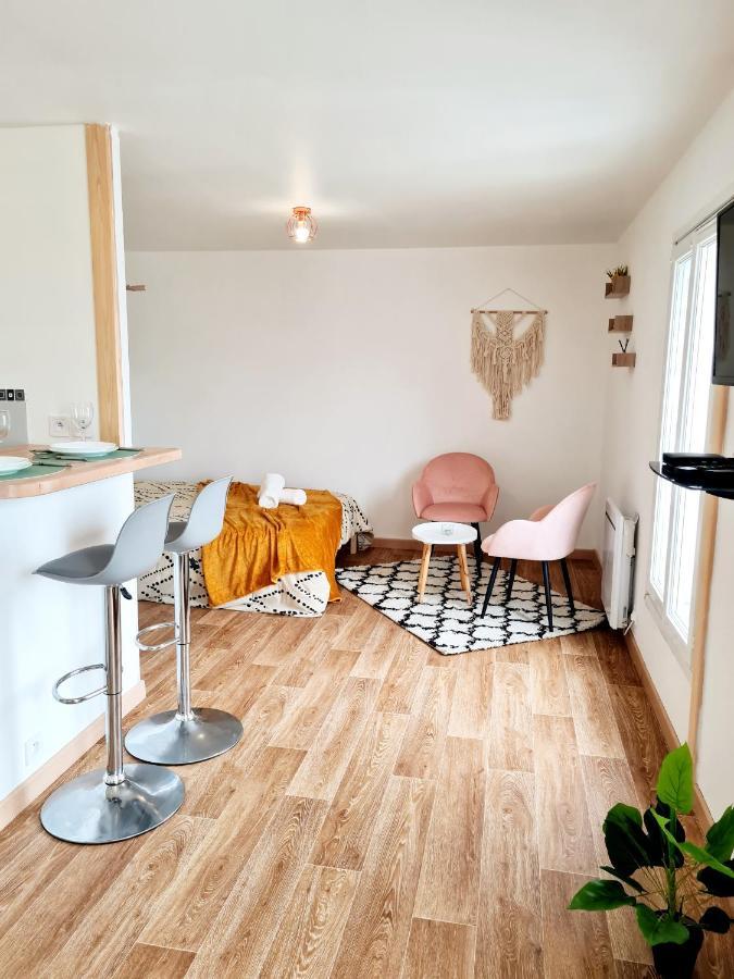 Apartmán Le Petit Charmeur, Parking, Wifi, Gare Flers  Exteriér fotografie