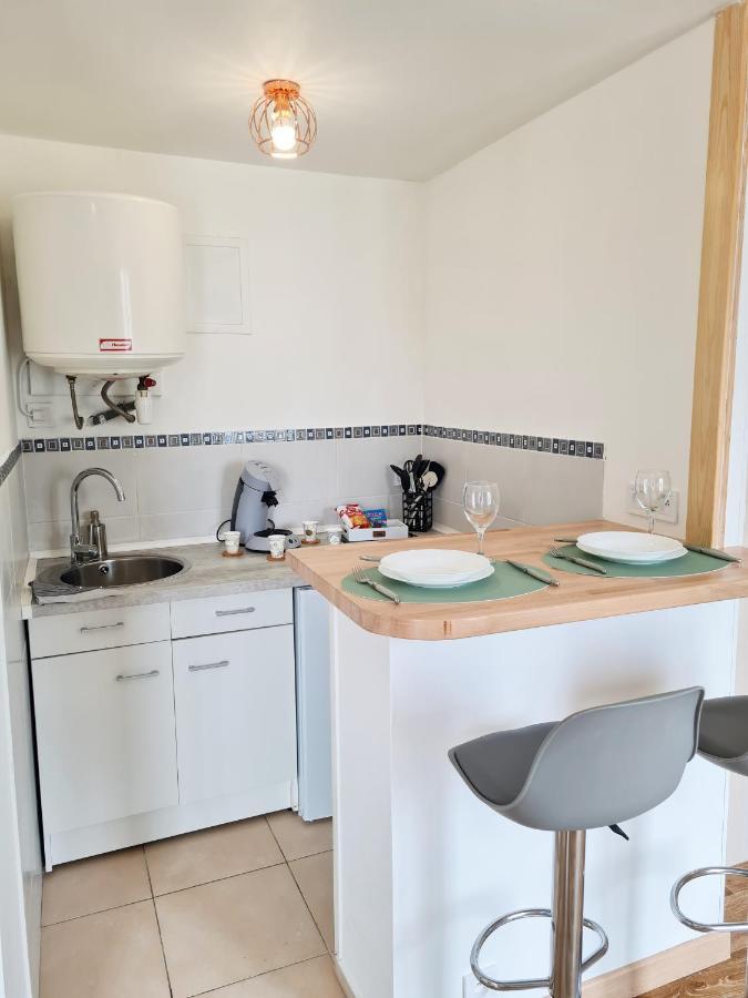Apartmán Le Petit Charmeur, Parking, Wifi, Gare Flers  Exteriér fotografie